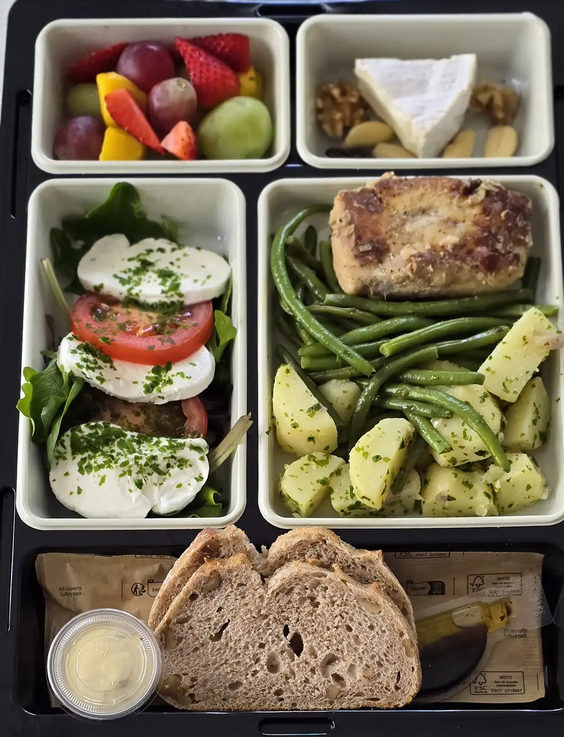 Buffet sur mesure｜réalisé par MODDB