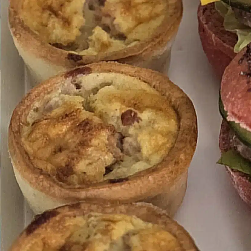 Bao burger au poulet｜réalisé par MODDB